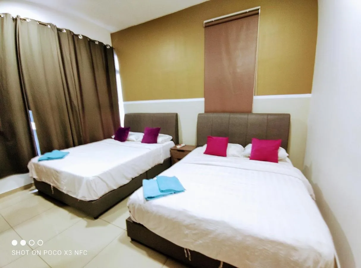 Апартаменты Atlantis Homestay Pool View 1210 Малакка
