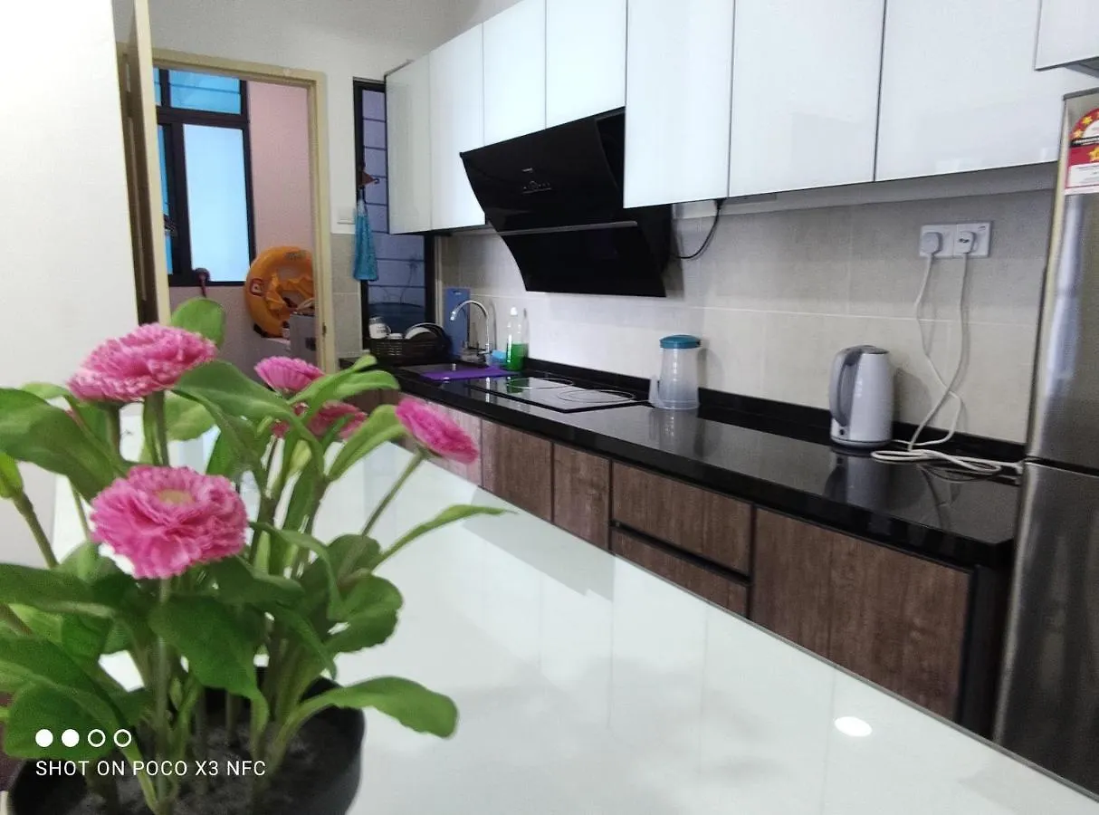 Апартаменты Atlantis Homestay Pool View 1210 Малакка